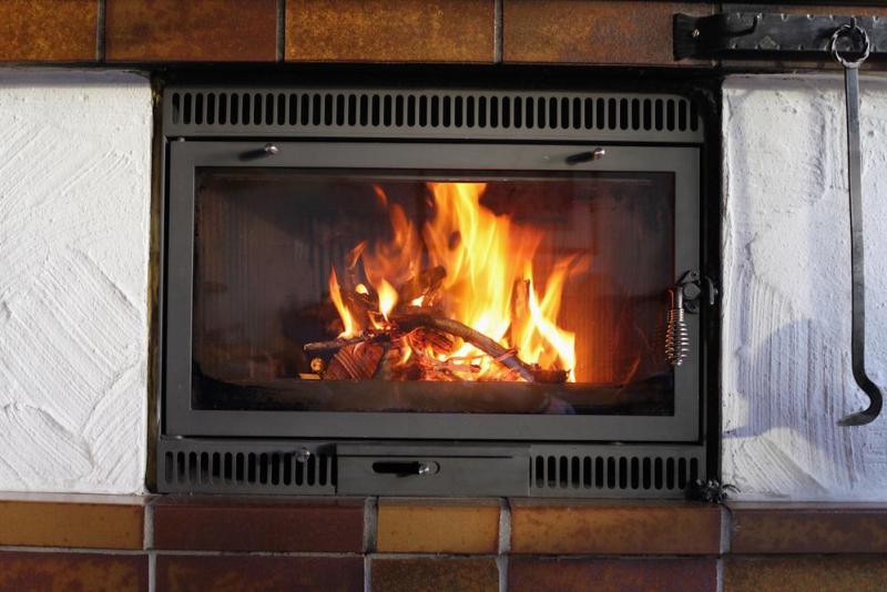 Le ramonage professionnel &agrave; Fontenay-sur-Eure pour un chauffage s&eacute;curis&eacute;